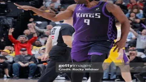 切尔西对马杜埃凯转会态度积极，纽卡斯尔联全力追求